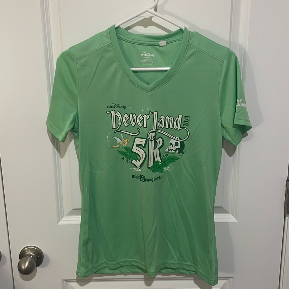 runDisney 2024 5K Springtime Surprise Weekend short-Sleeve Tech Tee Tinkerbell